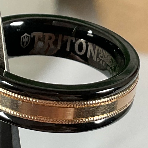🌟14k Gold🌟 Black Triton Tungsten Carbide  Ring Size 7 -6mm wide - Picture 4 of 10